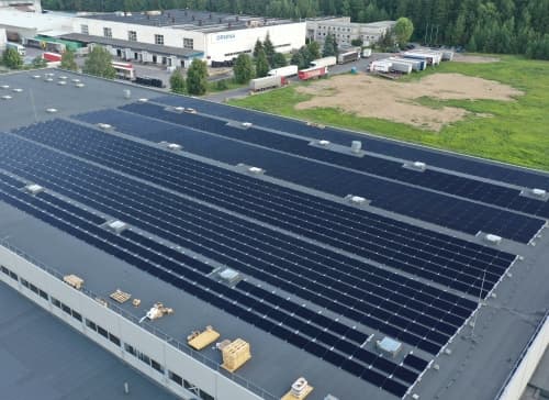 Saulės jėgainės verslui ant plokščio stogo